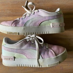 Puma Tye Dye Pastel tennis shoe Size 1C